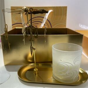 Shiseido gift set Air Signs Candle and holder